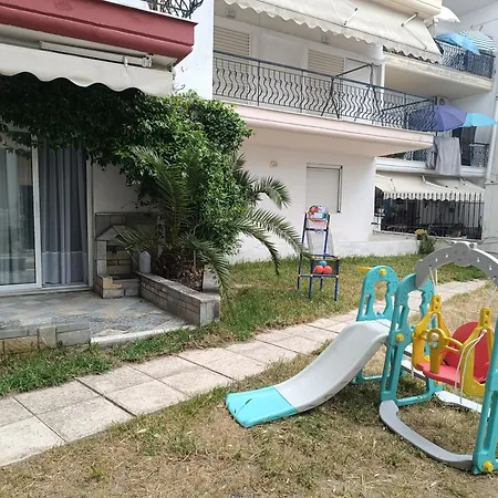 Dora Family Πευκοχώρι